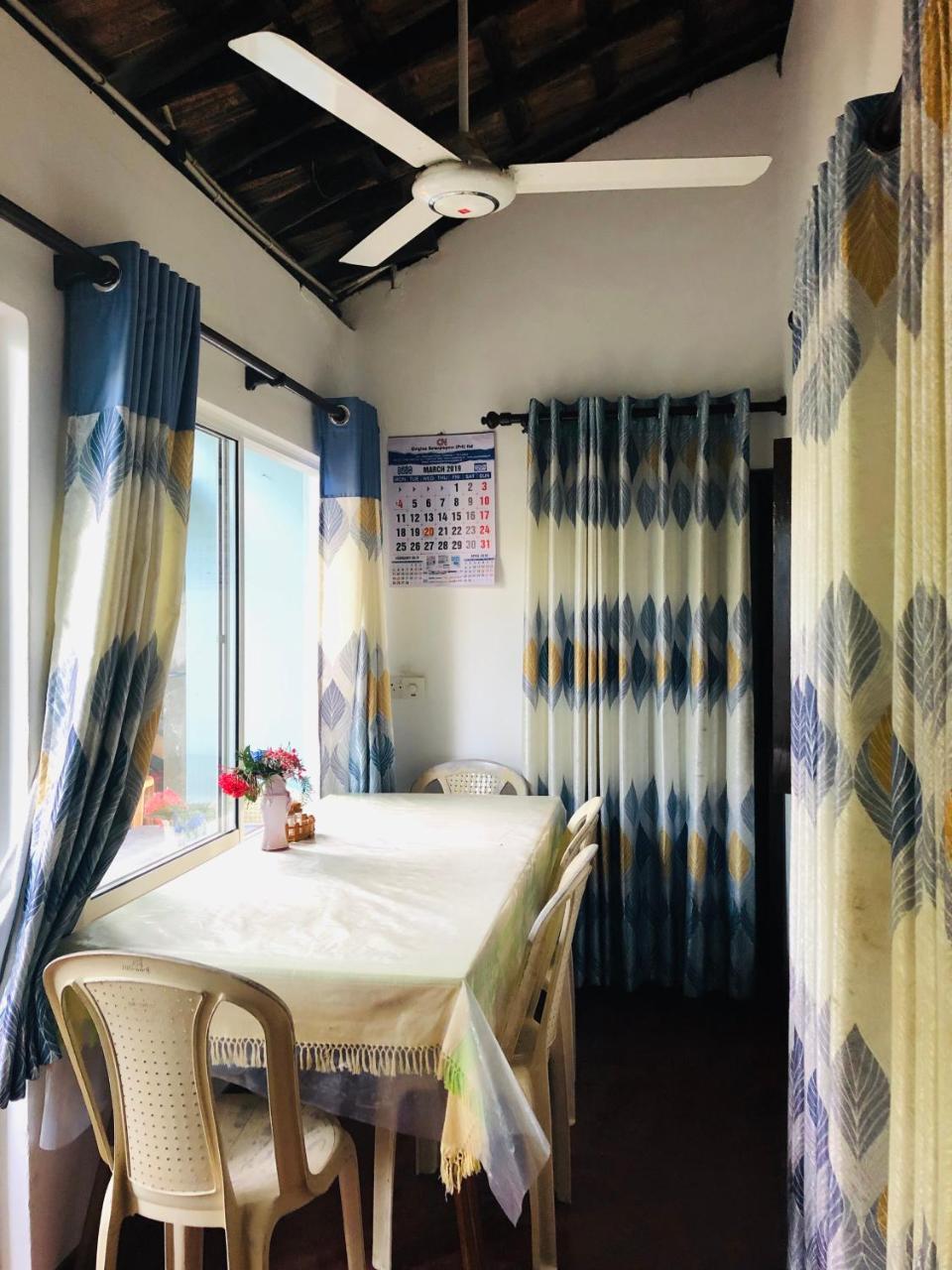 Hikkaduwa Backyard Beach Homestay 갈레 외부 사진